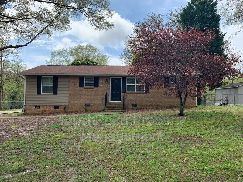 3 Bedroom, 2 Bath Ranch-Style home located in the Farmwood Subdivision! property image