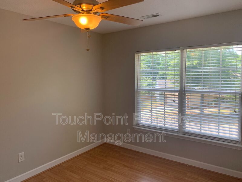 Beautiful 3 bedroom, 2.5 bath home located in the Brighton Community! property image