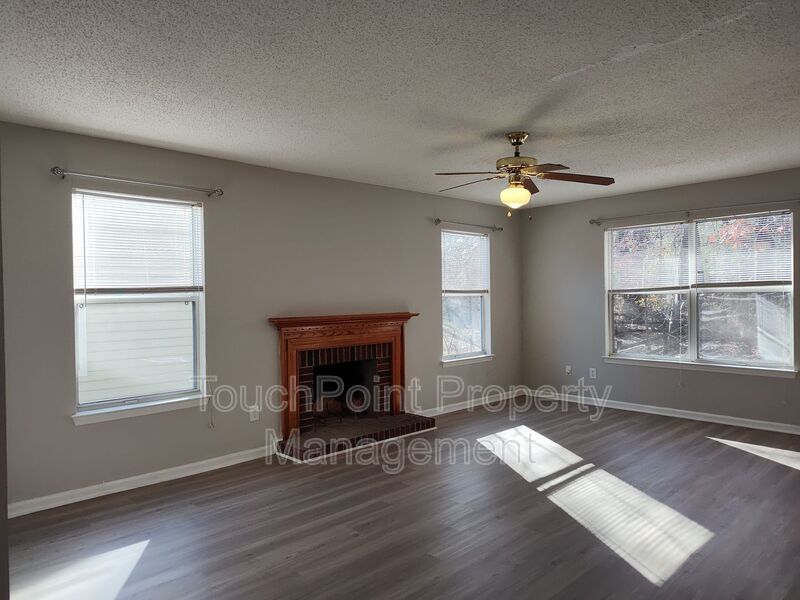 Beautiful Home located in the Ashley Farms Community! property image