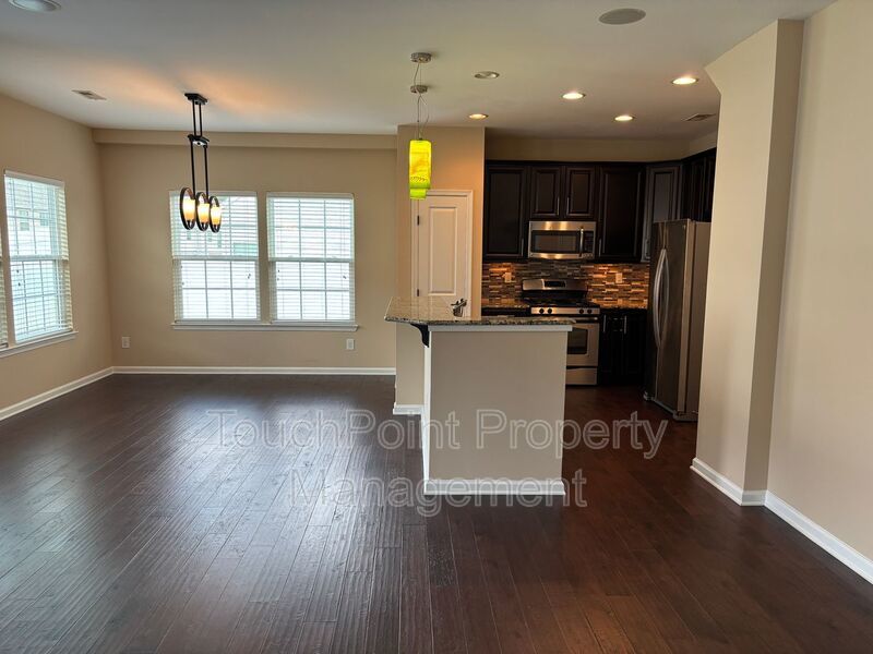 Beautiful End Unit Townhome located in the McCarley Community. property image