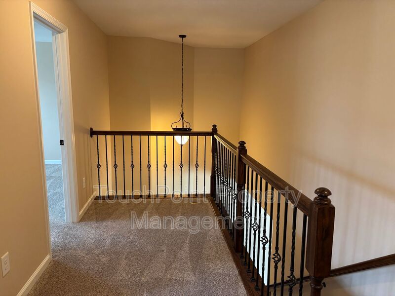 Beautiful End Unit Townhome located in the McCarley Community. property image