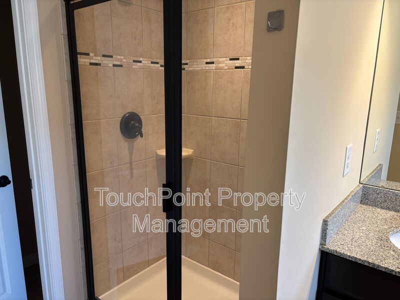 Beautiful End Unit Townhome located in the McCarley Community. property image