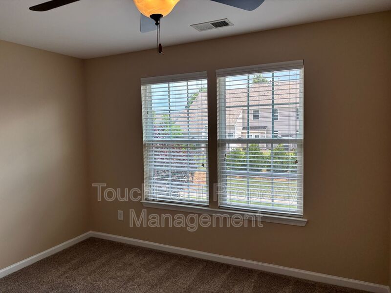Beautiful End Unit Townhome located in the McCarley Community. property image