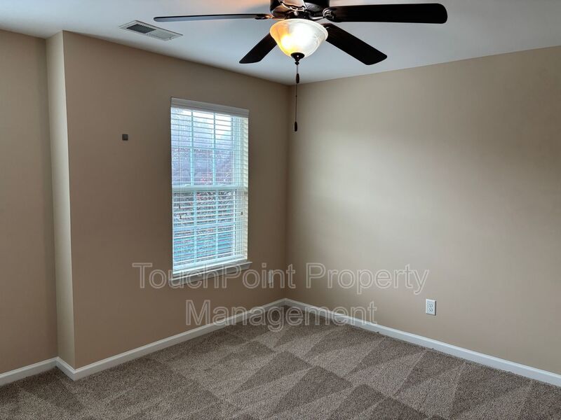 Beautiful End Unit Townhome located in the McCarley Community. property image
