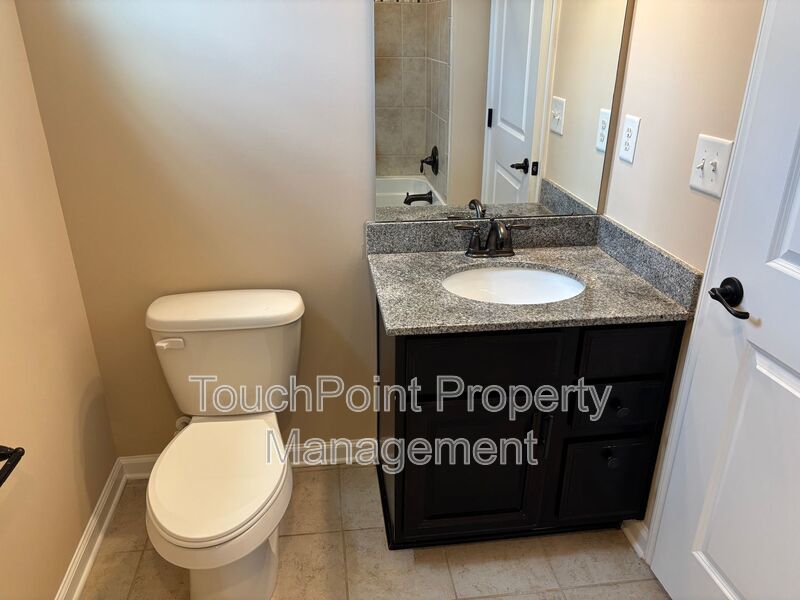 Beautiful End Unit Townhome located in the McCarley Community. property image