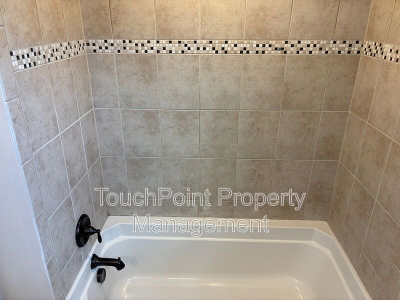 Beautiful End Unit Townhome located in the McCarley Community. property image