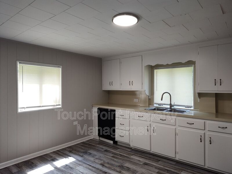 Available Condo located in a triplex in Salisbury NC! property image