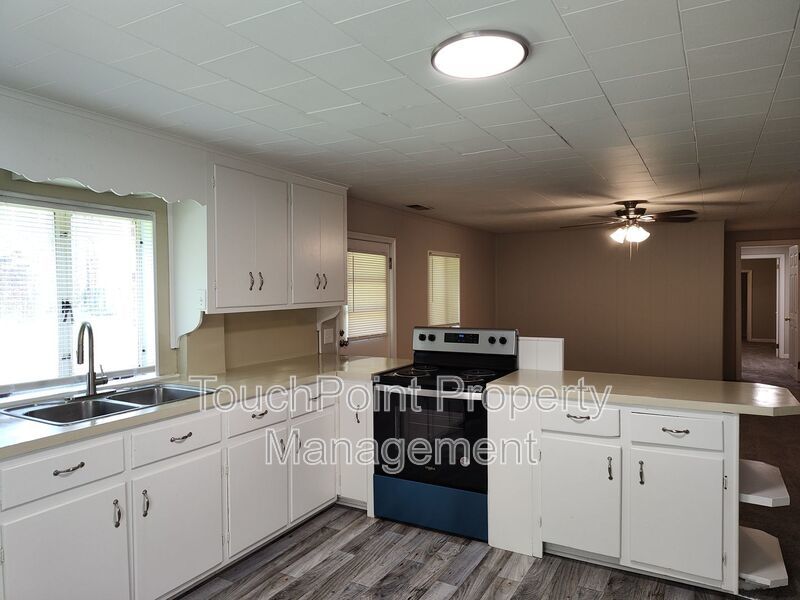 Available Condo located in a triplex in Salisbury NC! property image