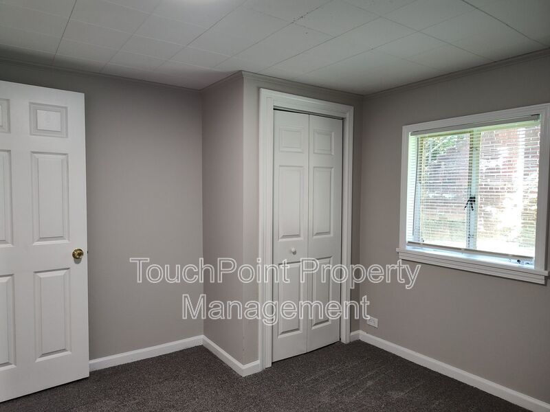 Available Condo located in a triplex in Salisbury NC! property image