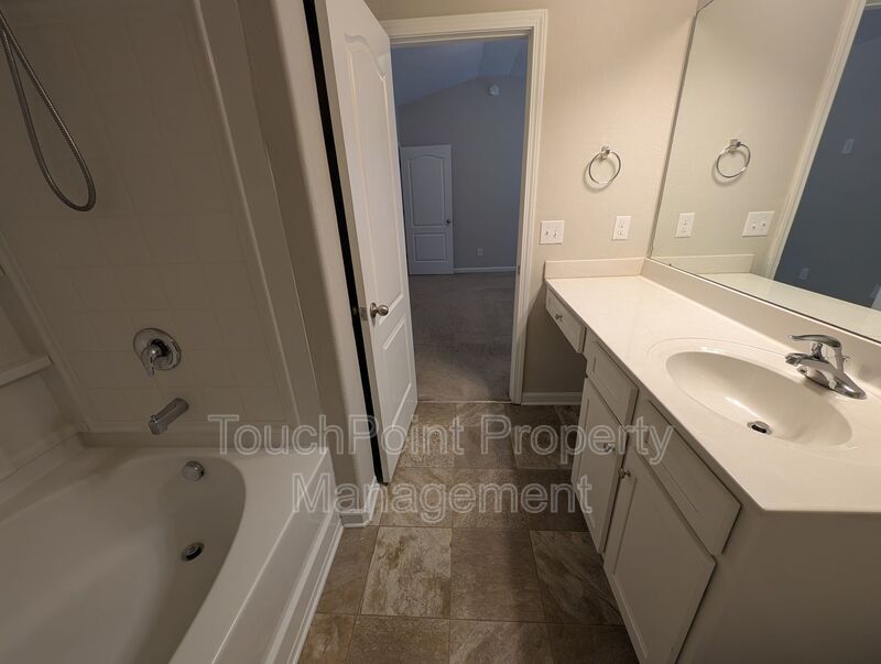 Spacious home in Kingstree! property image