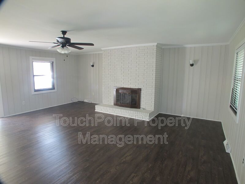 One Story Home For Residential or Institutional/Office Use in Harrisburg NC! property image