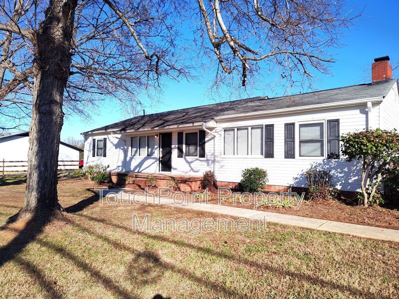One Story Home For Residential or Institutional/Office Use in Harrisburg NC! property image