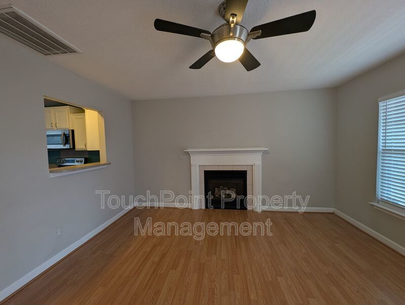 Beautiful 3 bedroom, 2.5 bath home located in the Brighton Community! property image