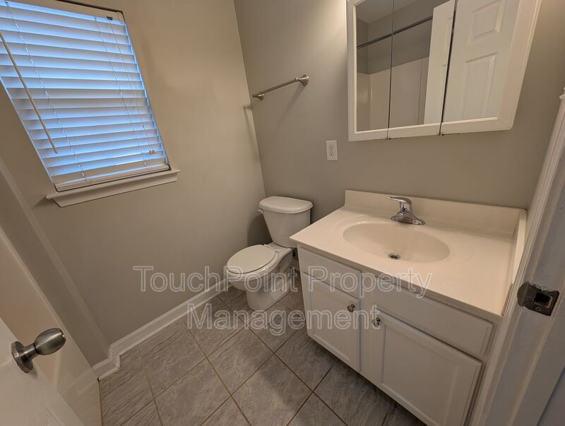 Beautiful 3 bedroom, 2.5 bath home located in the Brighton Community! property image