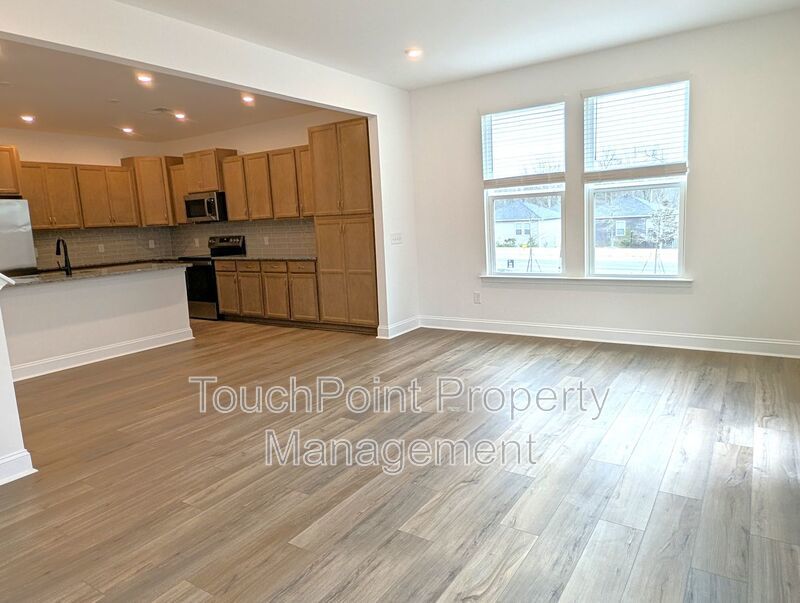 Beautiful, 2 story, end-unit, Townhome located in the Bell Glen Community! property image