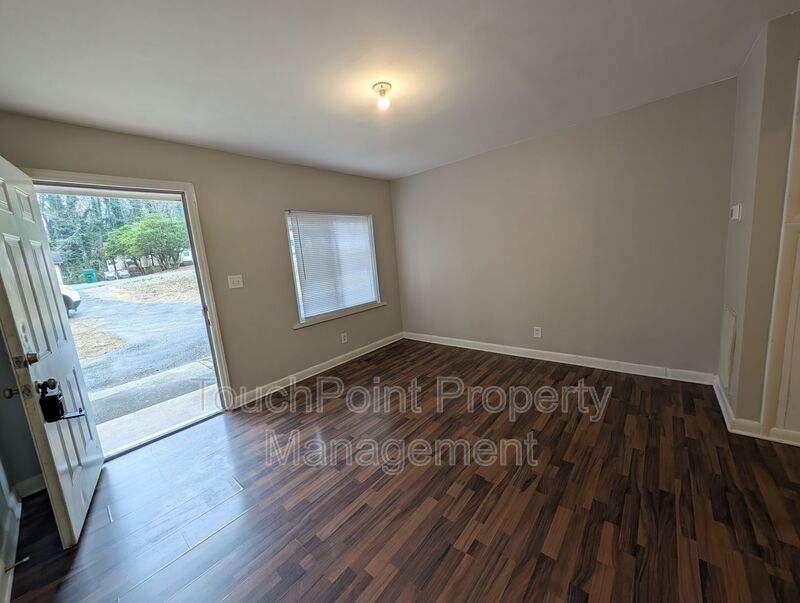 One Bedroom, One bath duplex apartment located in Greenwood Park! property image