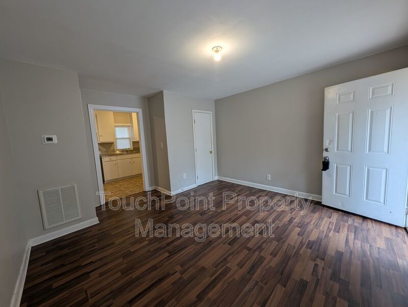 One Bedroom, One bath duplex apartment located in Greenwood Park! property image