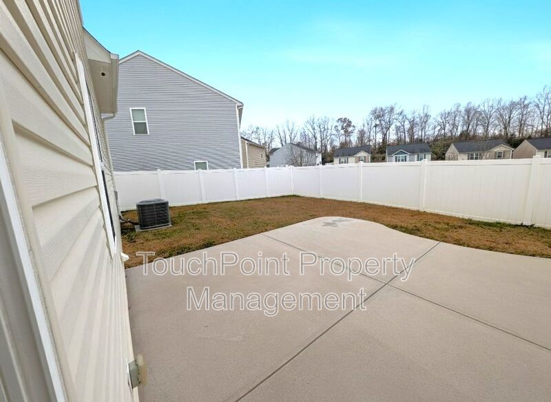 Spacious home in Kingstree! property image