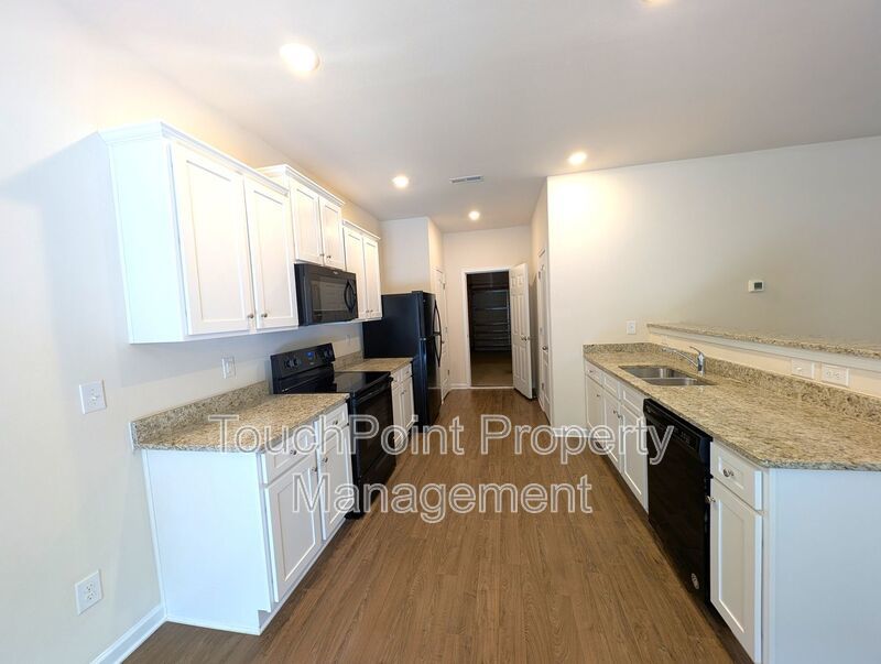 Pristine, 2 Story Home located in the Reserve at Canyon Hills Subdivision! property image