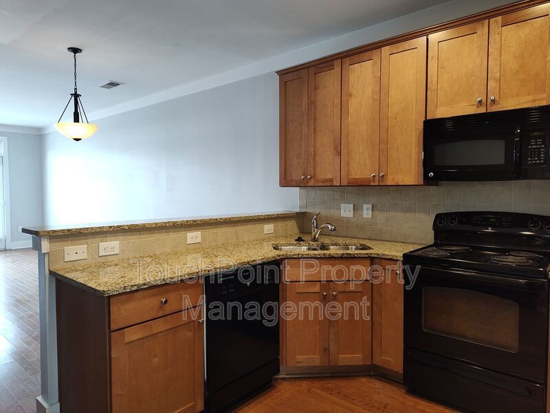 Modern Condo located  in South Main Square! property image