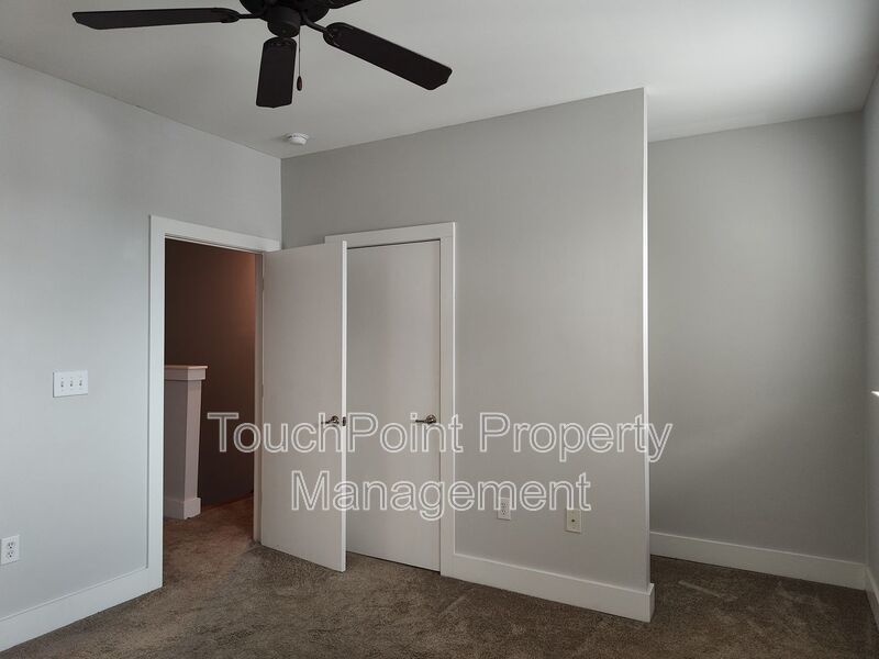 Modern Condo located  in South Main Square! property image
