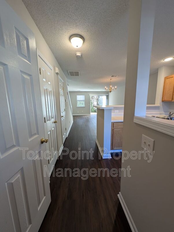 Cozy Townome located in the Old Stone Crossings community! property image