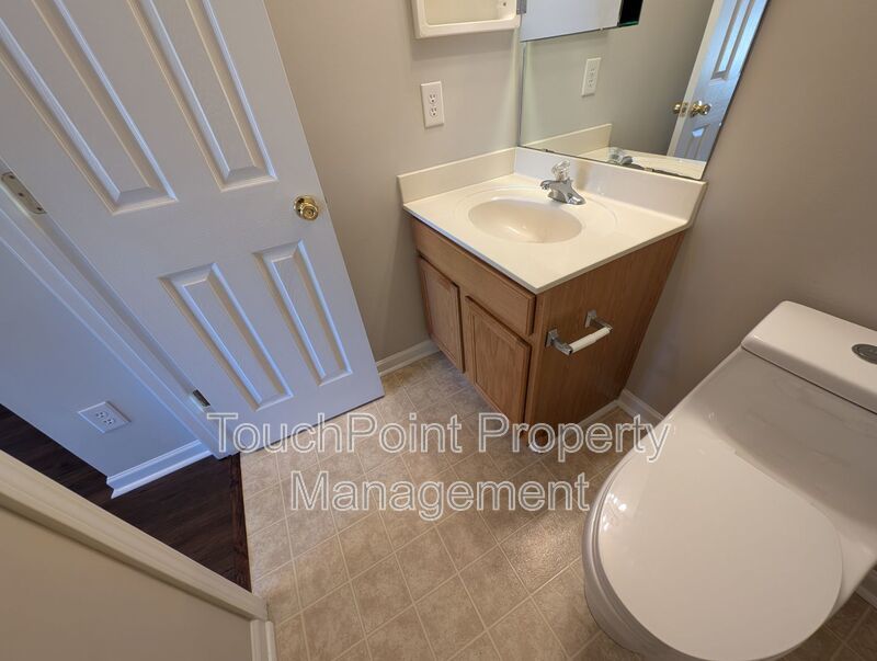 Cozy Townome located in the Old Stone Crossings community! property image