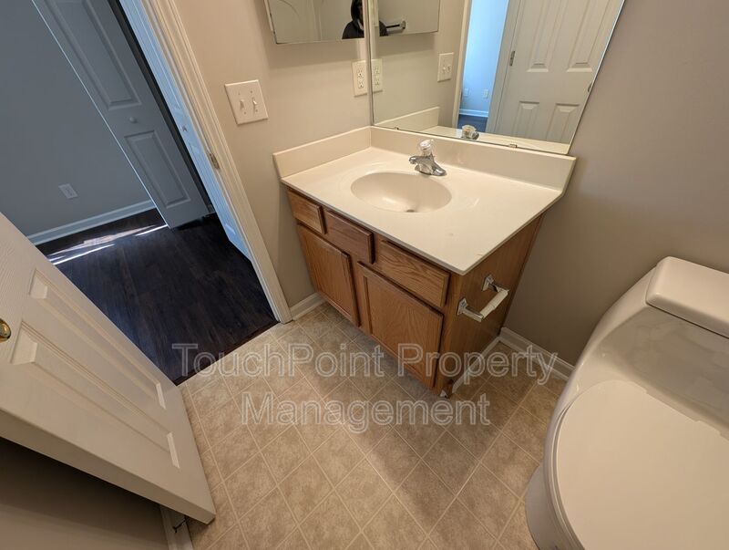 Cozy Townome located in the Old Stone Crossings community! property image