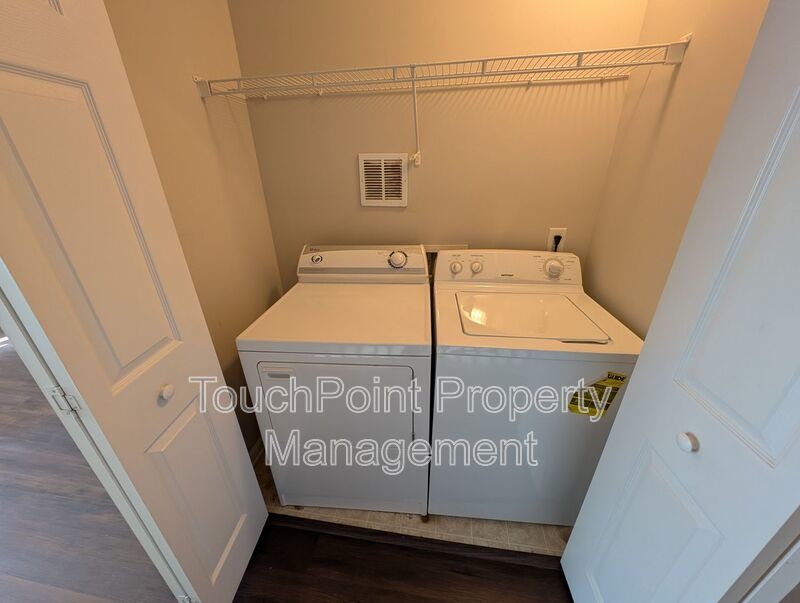 Cozy Townome located in the Old Stone Crossings community! property image