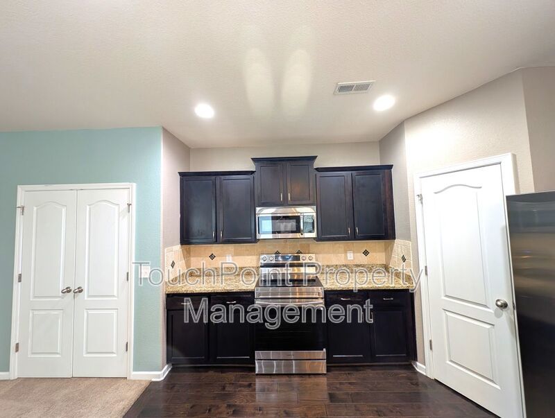 Pristine 2 Story Home located in the Avery Meadows Community! property image