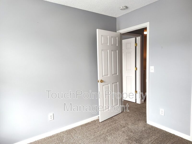 Pristine 2 Story townhome located in the Bennington Place Community! property image