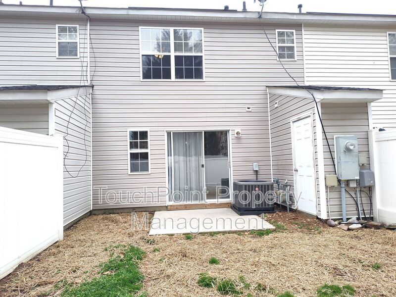 Pristine 2 Story townhome located in the Bennington Place Community! property image