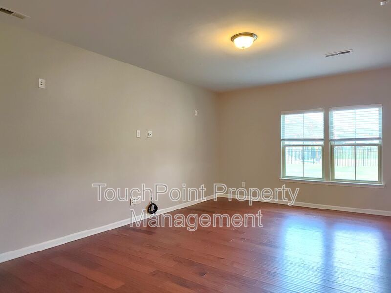 Beautiful, Pristine home located in the City Park Community! property image