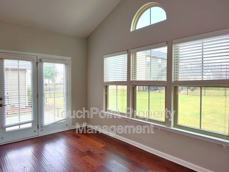 Beautiful, Pristine home located in the City Park Community! property image