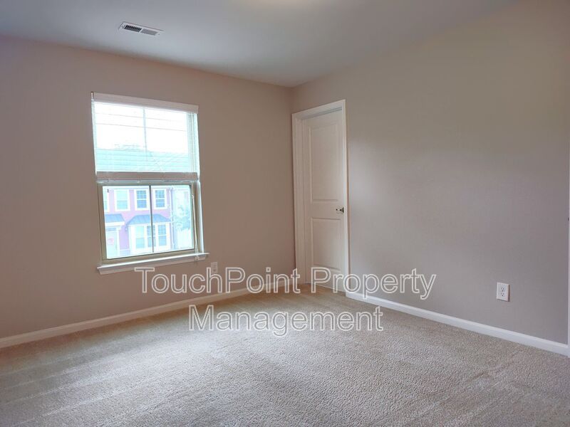 Beautiful, Pristine home located in the City Park Community! property image