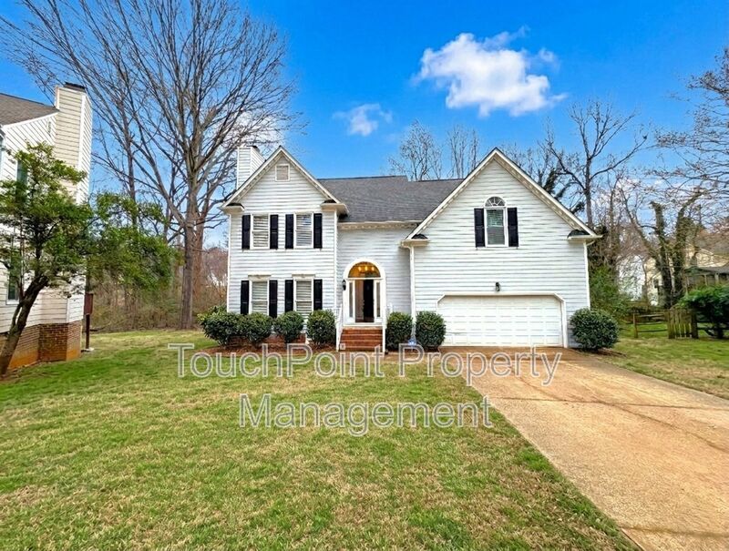 Beautiful 2 story, 4 bed, 2.5 bath Home Located in the Davis Lake Community! property image