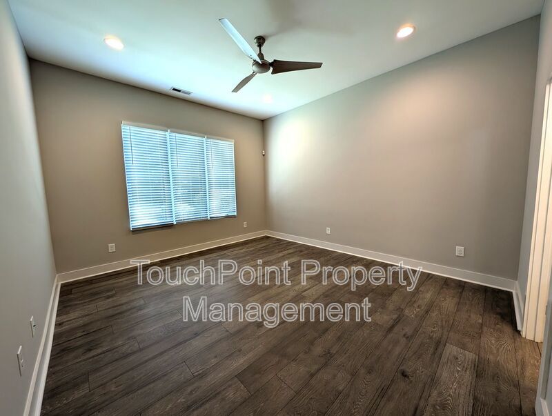 Stunning Contemporary 2 story, 4 bedroom, 3 full bath home is Located in the Merry Oaks Community! property image