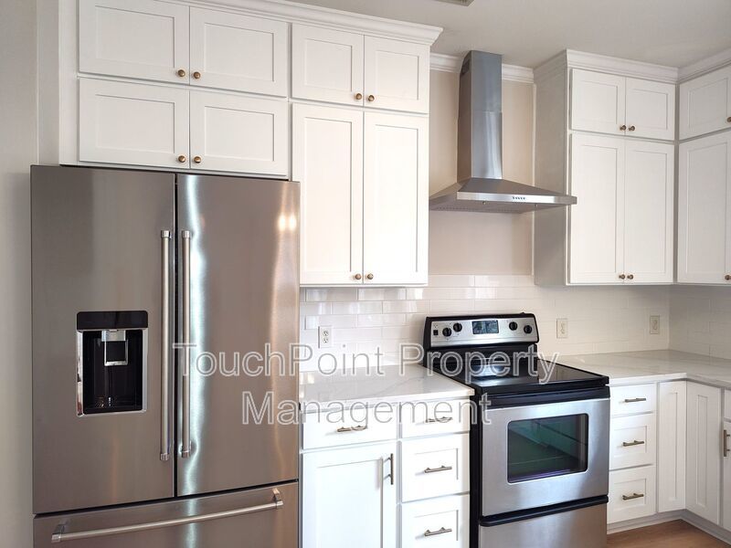 Stunning 2 Story, 4 Bedroom, 4.5 Bath Home Located in the Bridgemill Community in SC! property image